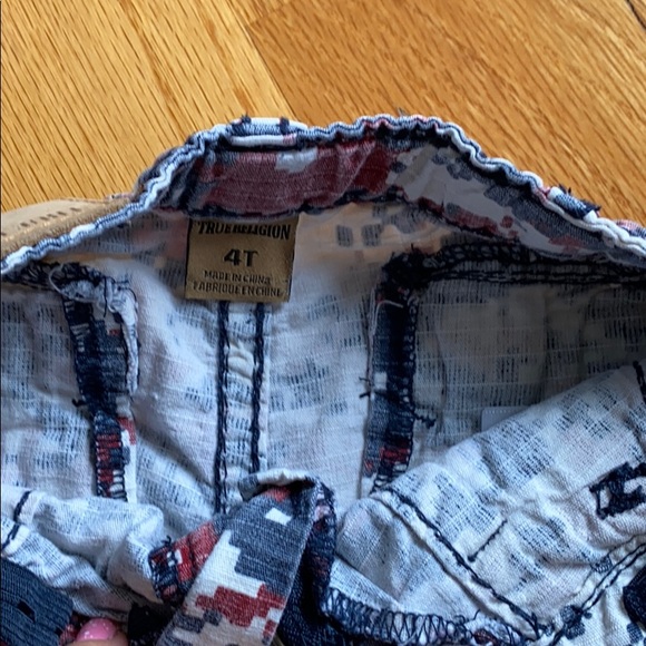 True Religion boys short - Picture 4 of 7